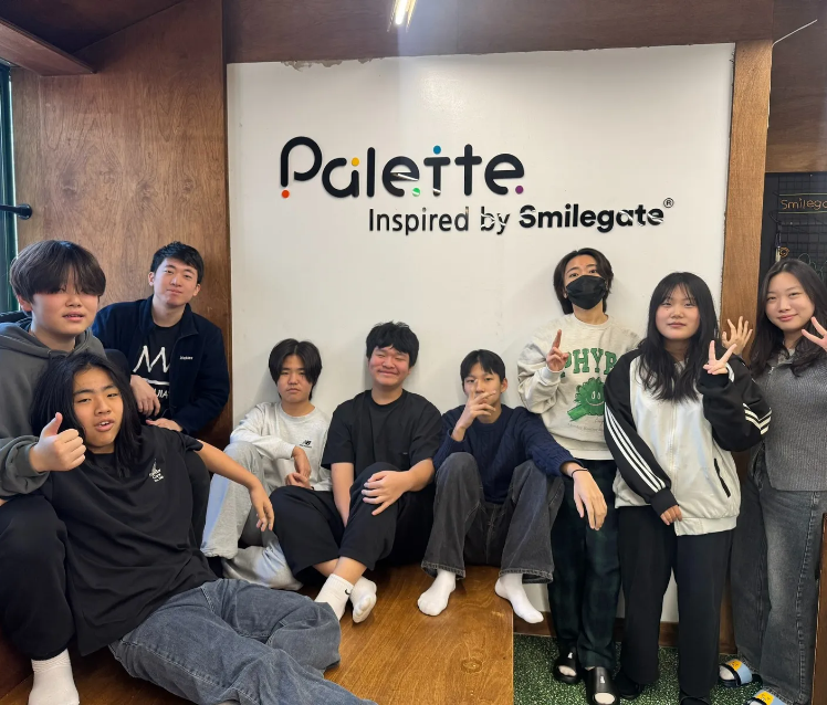 콘텐츠 상세 배경